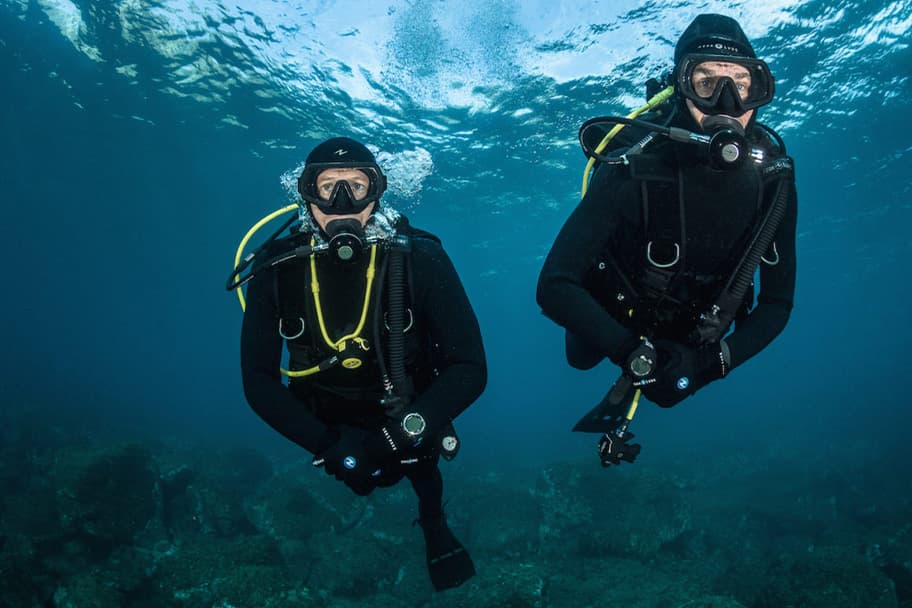 8 Days Dive Package